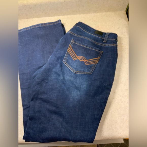 Flamingals Denim - Women's Blue Flare Jeans
